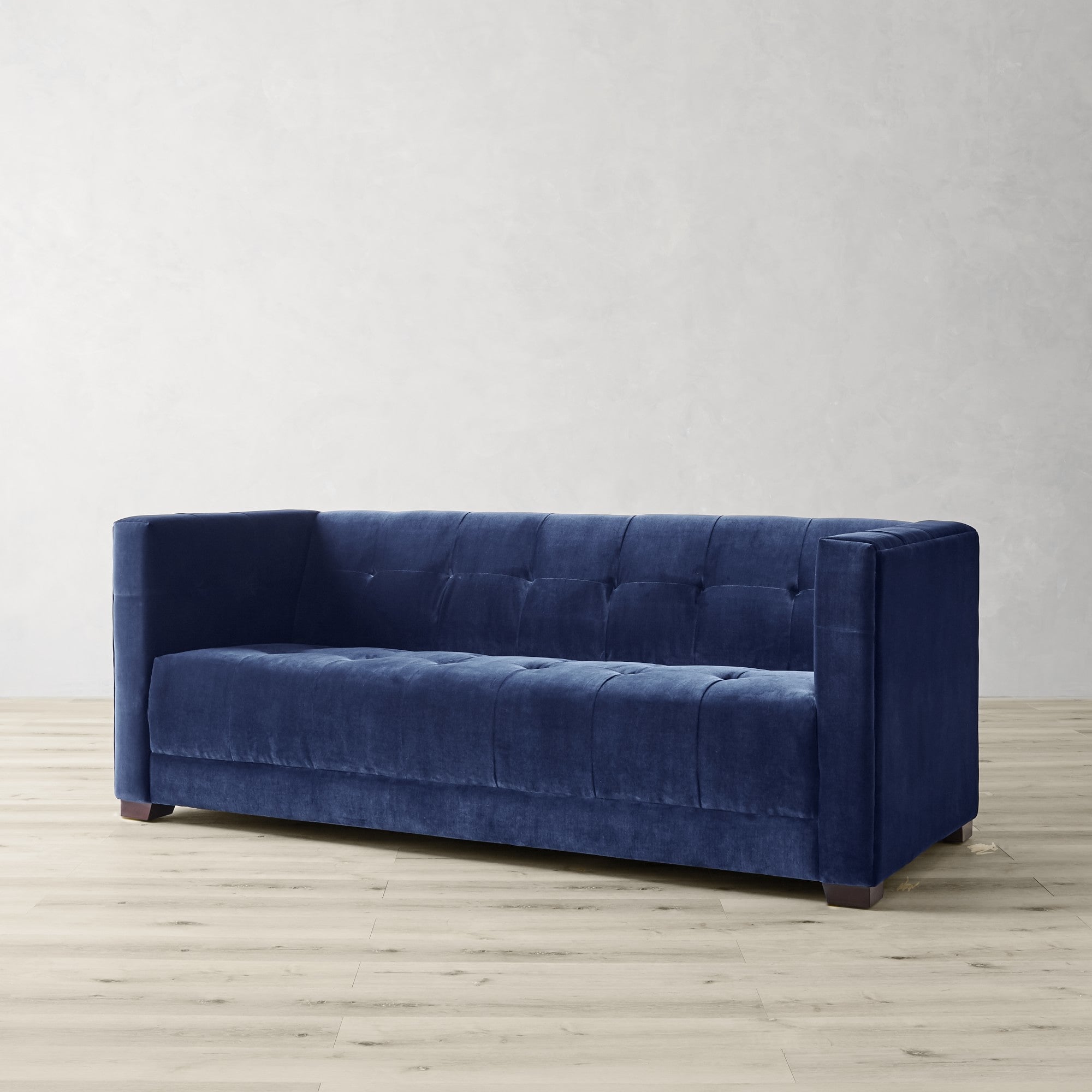 Cavallo Sofa