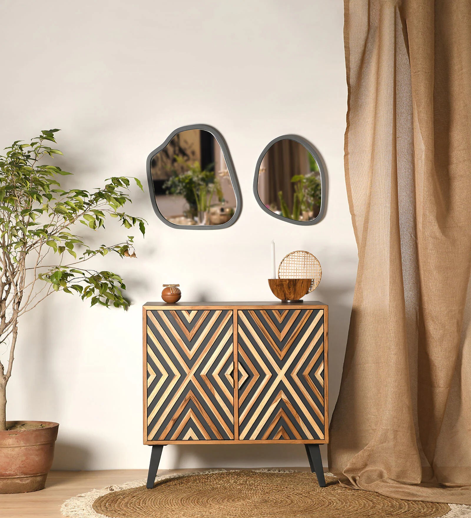 Shade Cabinet