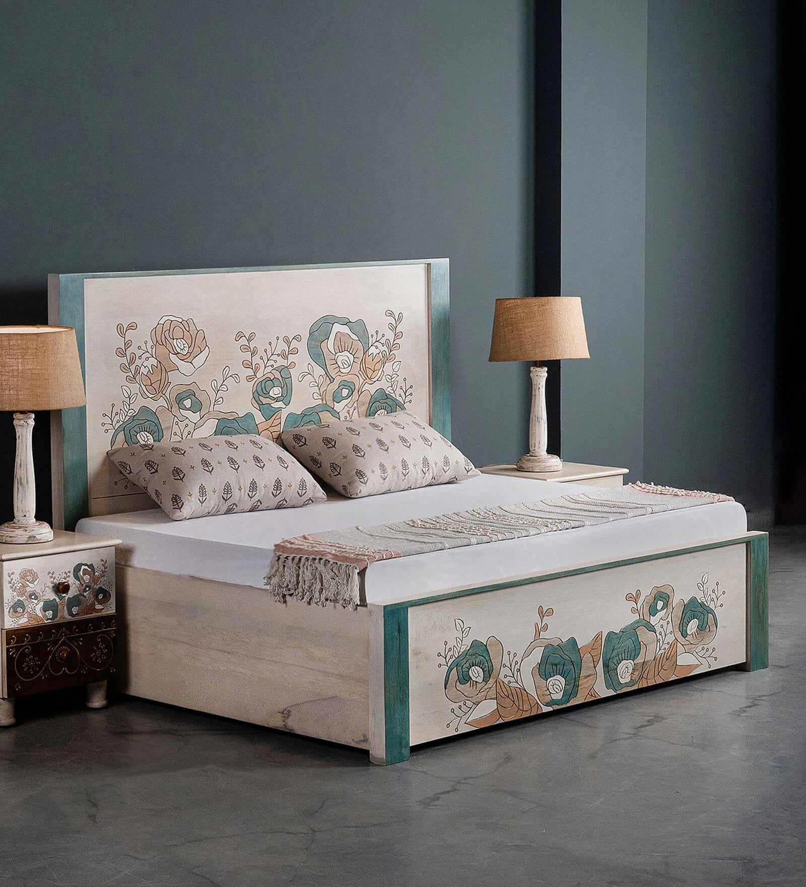 Brim Queen Size Bed With Box Storage