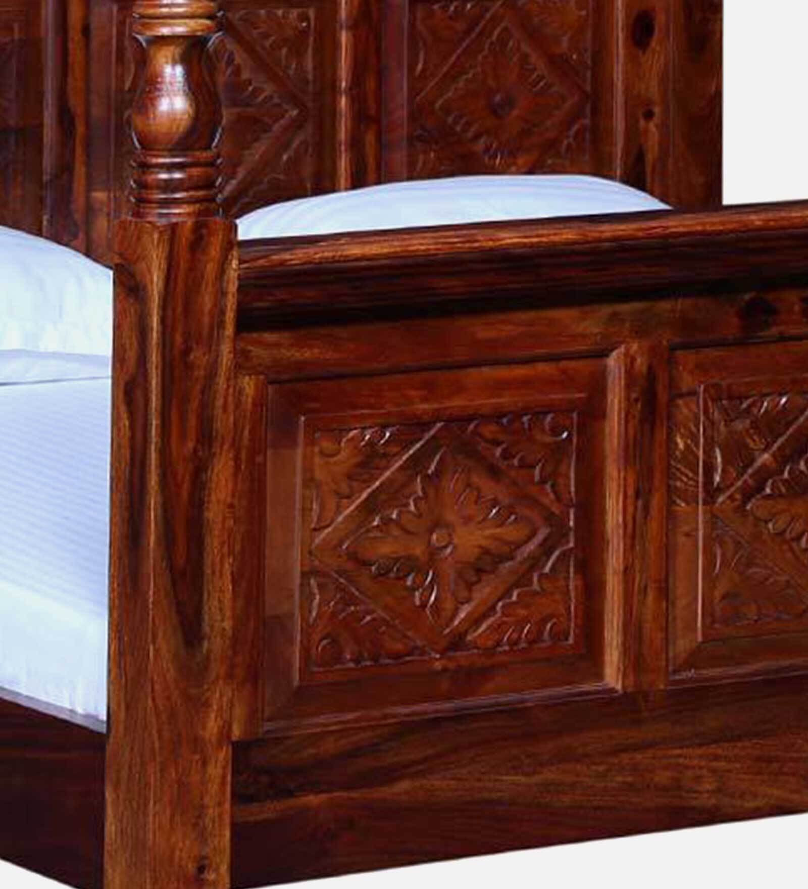 Wisp King Size Poster Bed