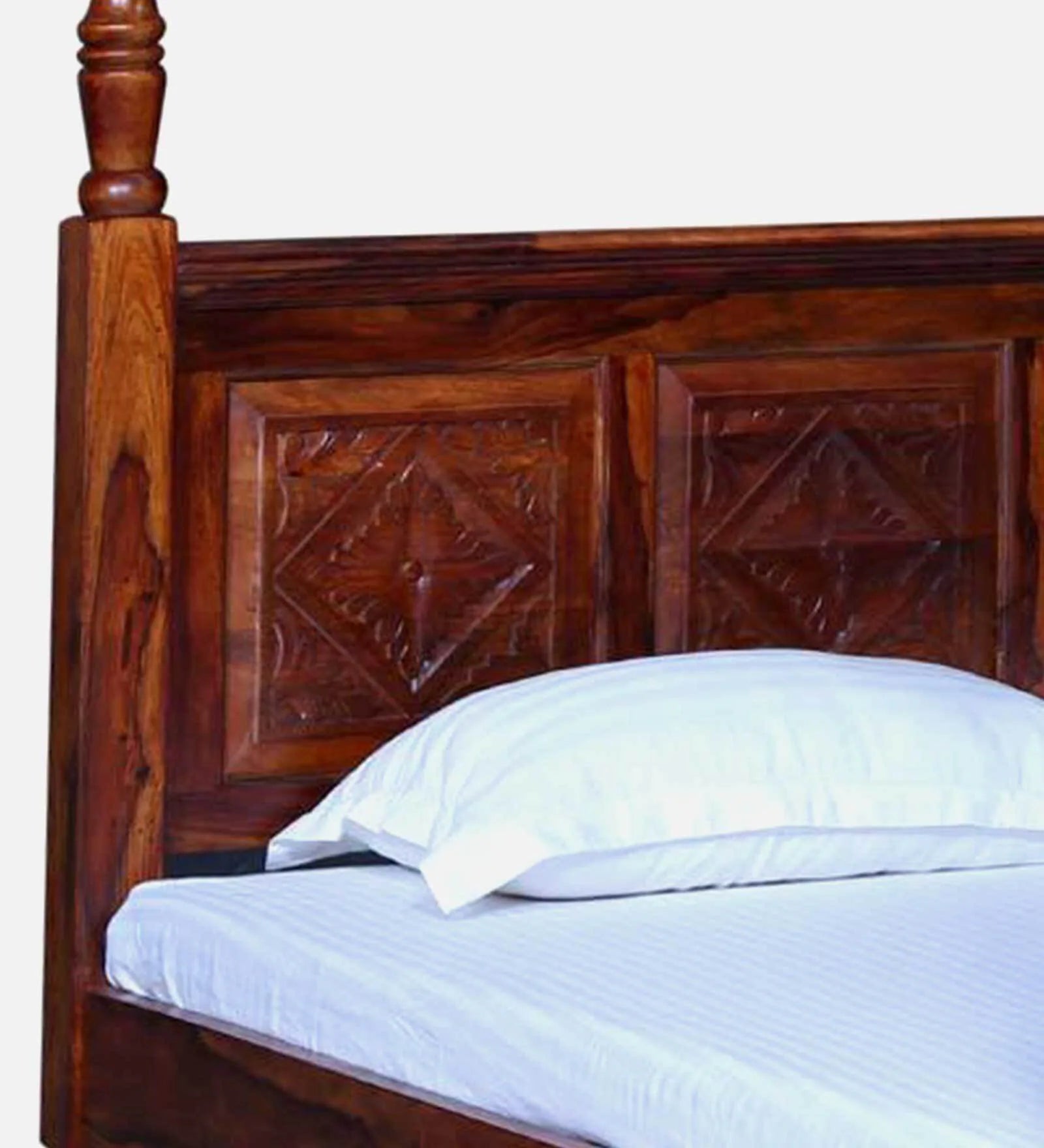 Wisp King Size Poster Bed