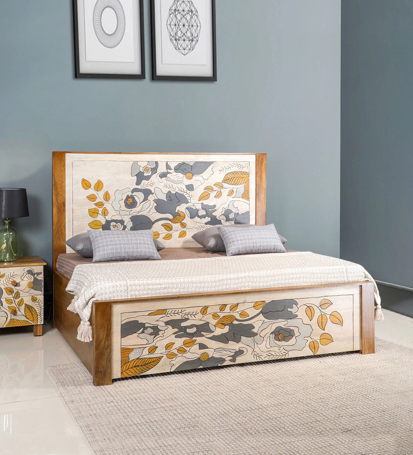 Ash Queen Size Bed