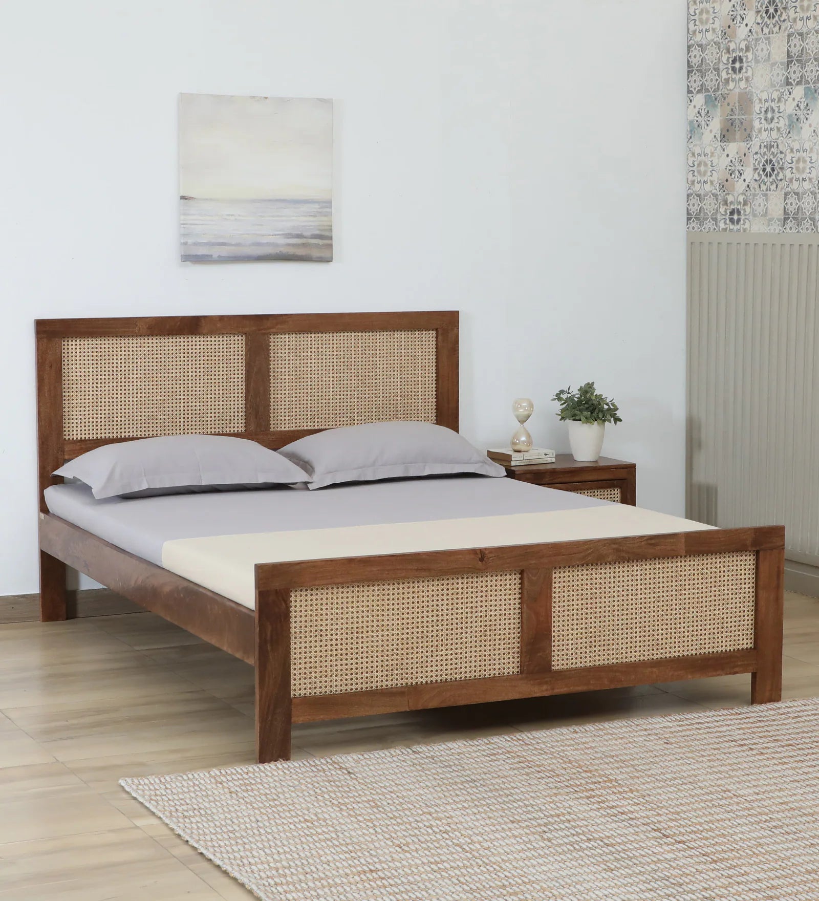 Rift Queen Size Bed