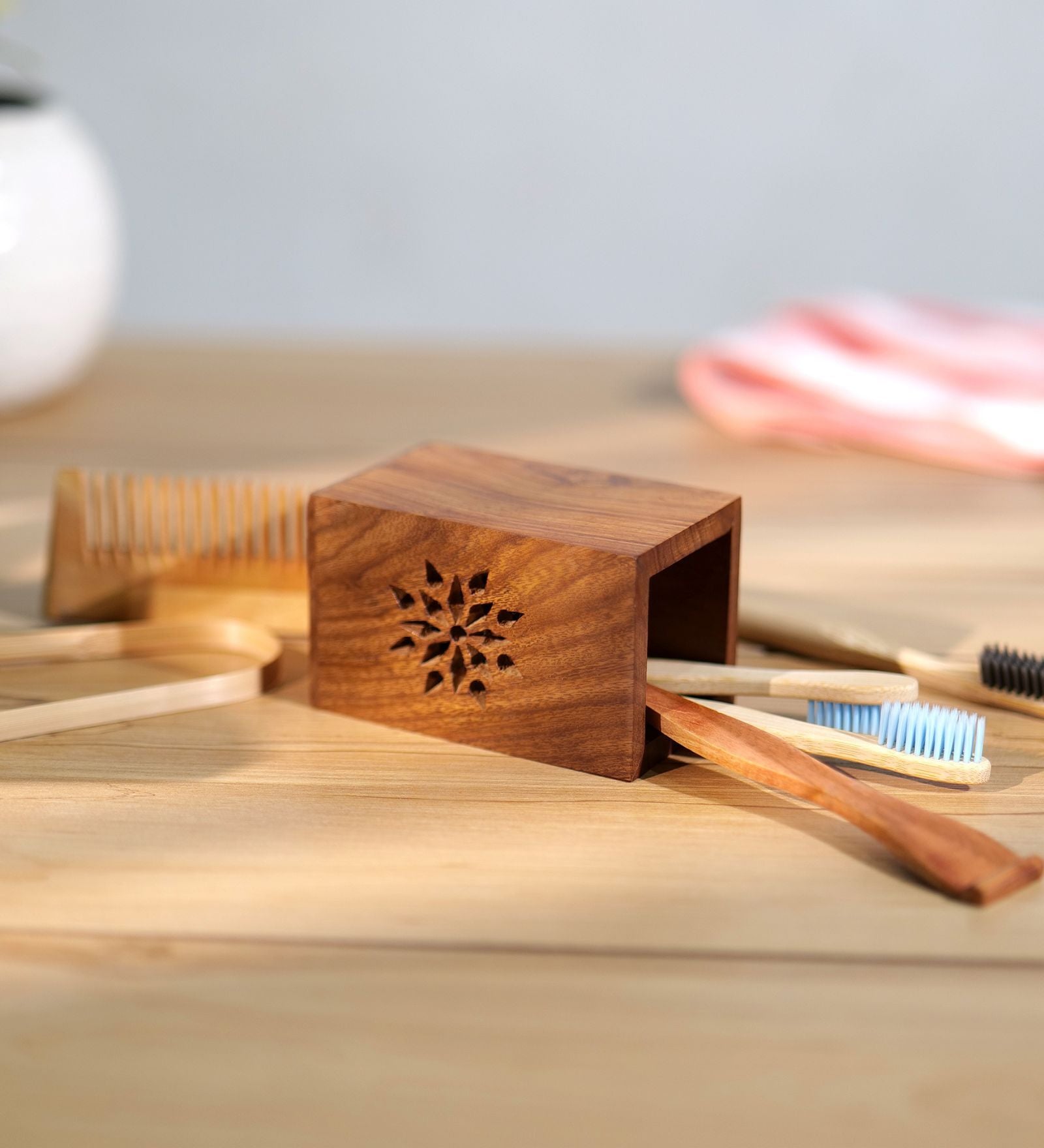 Jeven Pen Holder