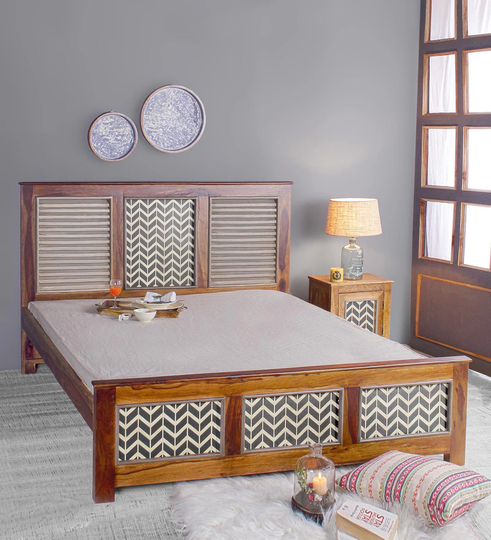 Crest Queen Size Bed