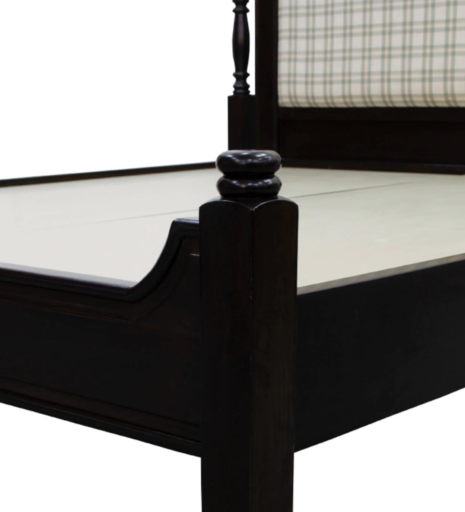 Span Queen Size Bed